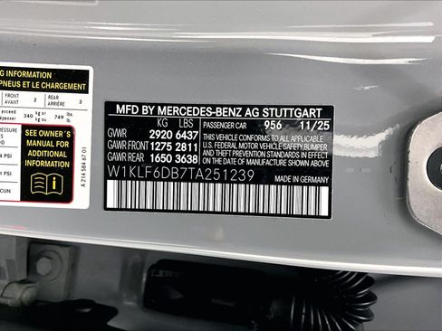 Used 2026 Mercedes-Benz E 53 AMG e 4MATIC Sedan image 33