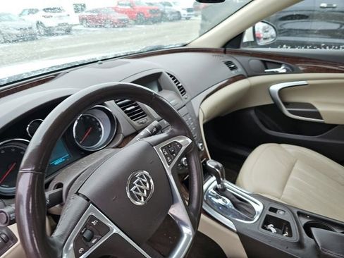 Used 2012 Buick Regal Leather image 10