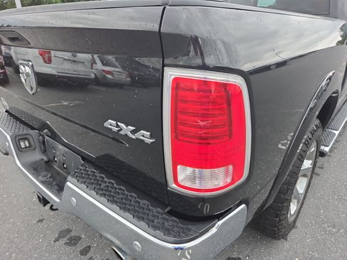Used 2017 RAM 1500 Laramie w/ Convenience Group AWD/4WD image 15