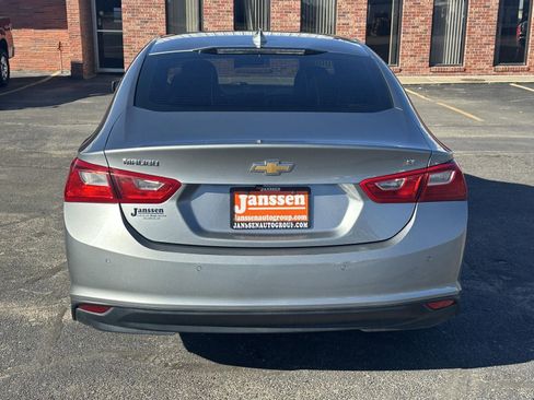 Used 2024 Chevrolet Malibu LT image 3