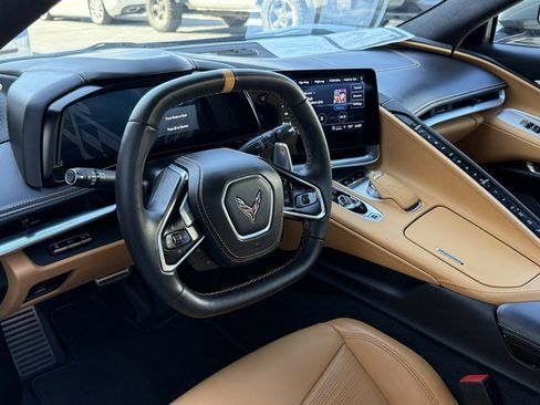 Used 2023 Chevrolet Corvette Stingray Premium Conv w/ Z51 Performance Package image 19