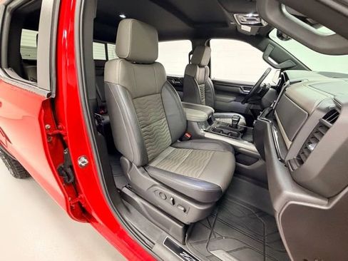 Certified 2024 Chevrolet Silverado 1500 ZR2 w/ Technology Package image 30