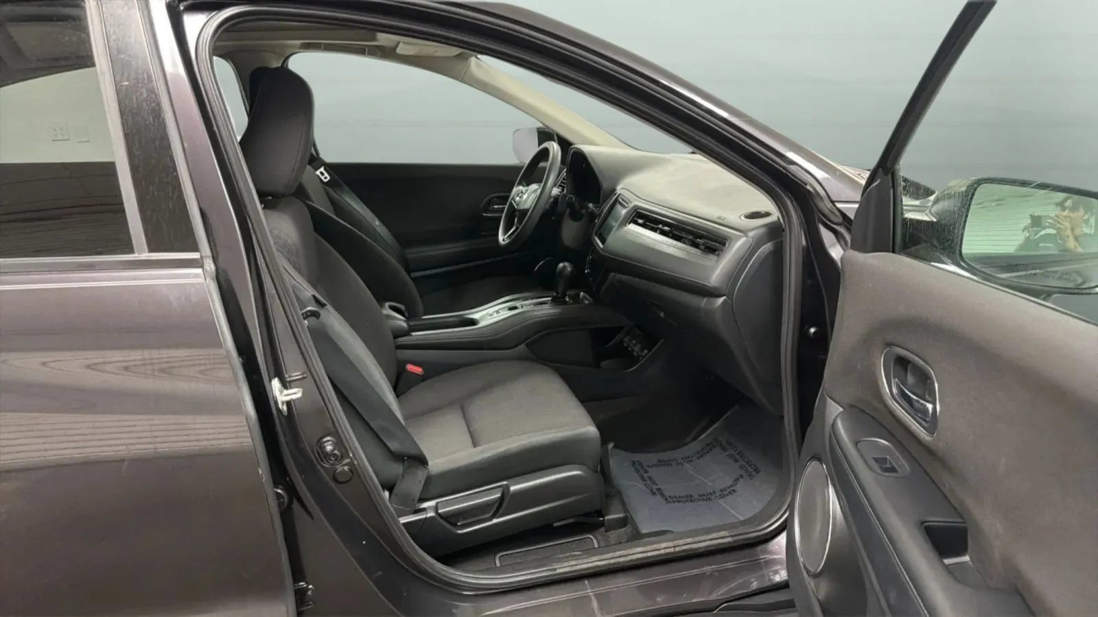 Used 2018 Honda HR-V EX image 23