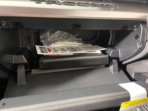 New 2025 Toyota Tacoma TRD Off-Road image 25