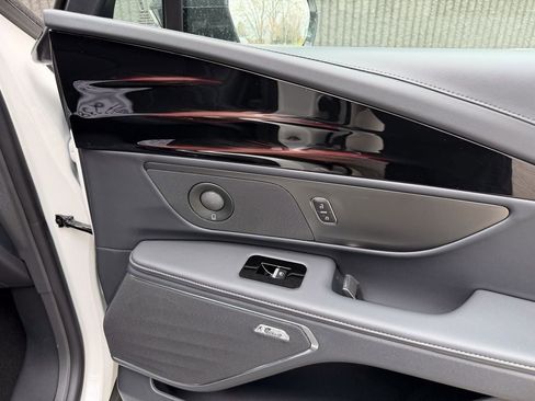 New 2026 Lincoln Nautilus Reserve w/ Jet Appearance Package image 31