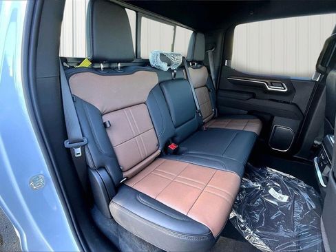 New 2026 Chevrolet Silverado 1500 High Country w/ Technology Package image 6