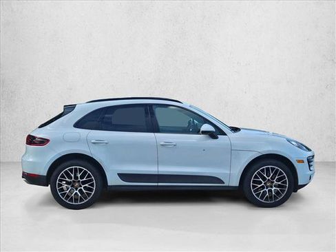 Used 2018 Porsche Macan AWD/4WD image 4