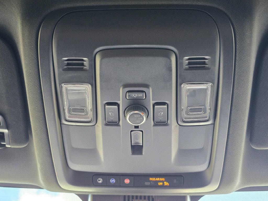 Certified 2025 Chevrolet Tahoe Premier AWD/4WD image 25