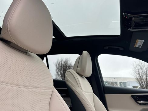 New 2026 Mercedes-Benz GLC 300 4MATIC image 17