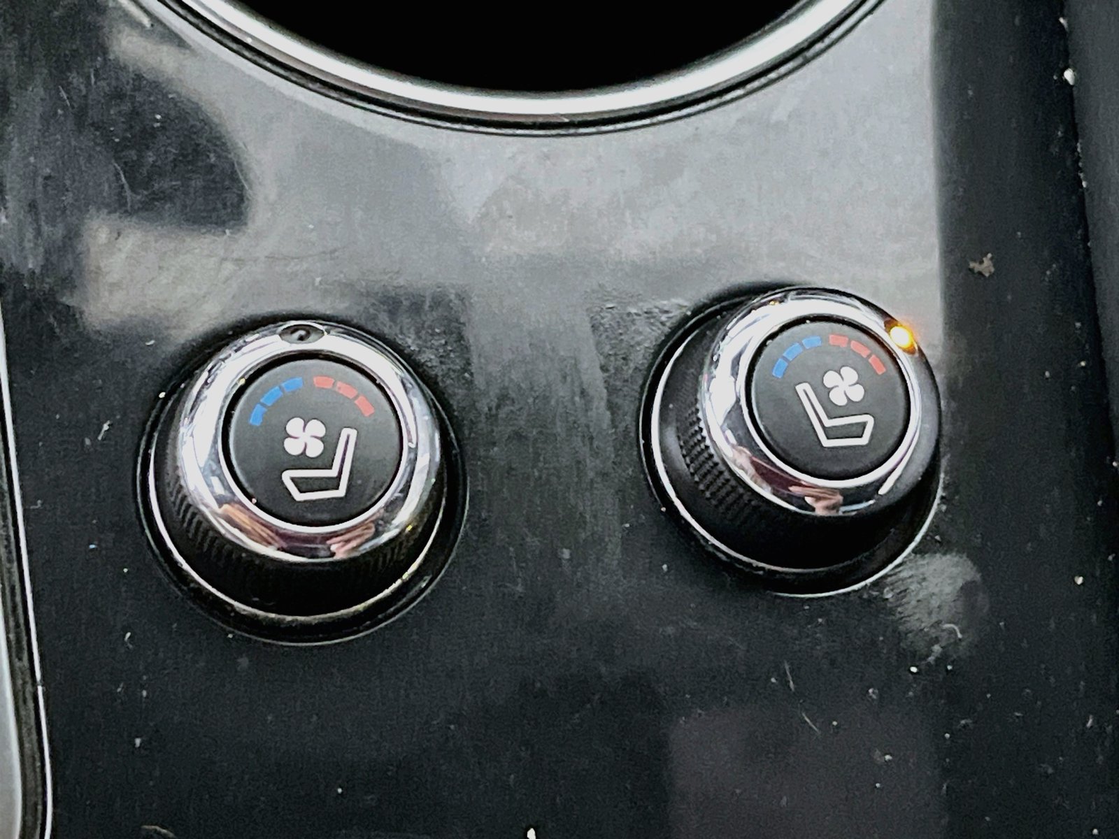 Used 2023 Nissan Maxima SR w/ Sport Mat Group FWD image 20
