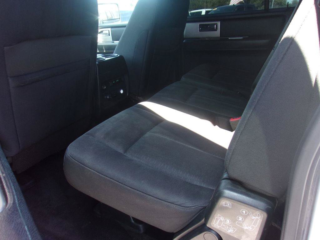 Used 2017 Ford Expedition EL XLT RWD image 9