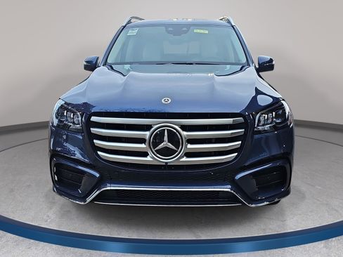 New 2026 Mercedes-Benz GLS 450 4MATIC image 2