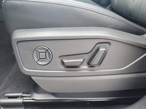 New 2026 Audi Q5 Premium AWD/4WD image 23