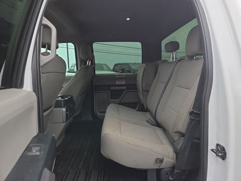 Used 2021 Ford F250 XLT w/ XLT Premium Package AWD/4WD image 11