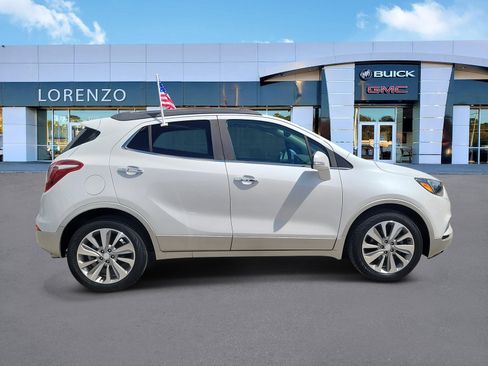 Used 2019 Buick Encore Preferred FWD image 4