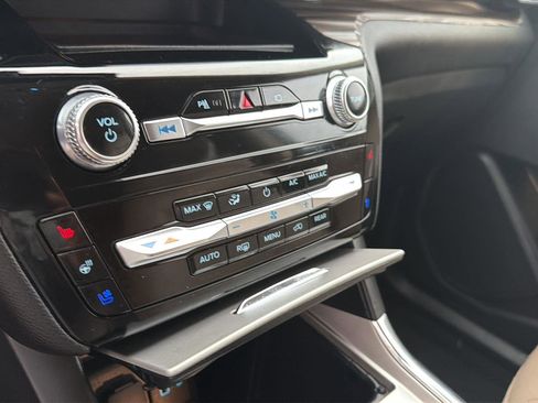 Used 2023 Ford Explorer Limited RWD image 28