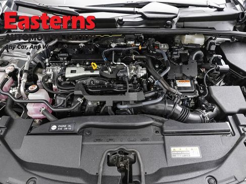 Used 2025 Toyota Prius LE FWD image 7