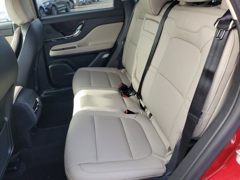 New 2026 Lincoln Corsair Premiere image 28