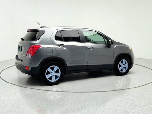 Used 2020 Chevrolet Trax LS w/ Tint and Cruise Package FWD image 6