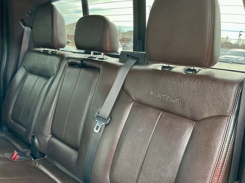 Used 2012 Ford F150 Platinum image 29