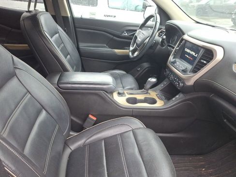 Used 2019 GMC Acadia Denali w/ Technology Package image 15