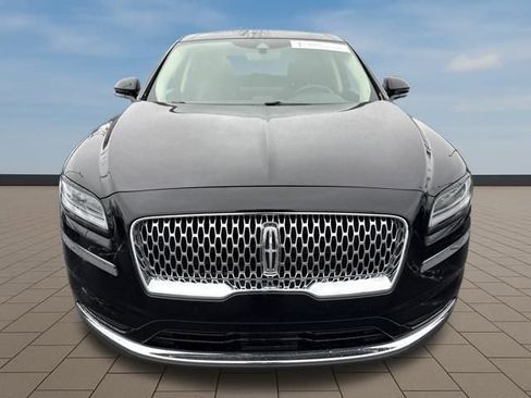 Certified 2022 Lincoln Nautilus Reserve w/ Luxury Package image 9