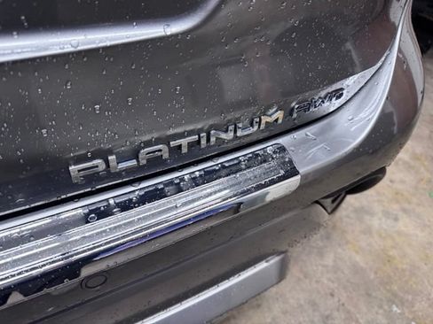 Certified 2025 Toyota Highlander Platinum AWD/4WD image 38