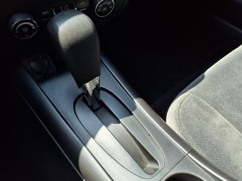 Used 2006 Chevrolet Monte Carlo LT FWD image 21