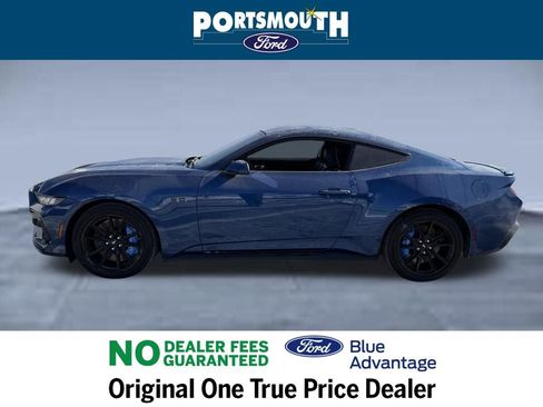Used 2024 Ford Mustang GT Premium image 2