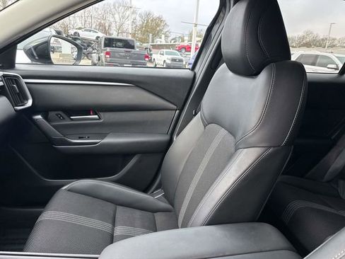 Used 2025 MAZDA CX-50 AWD 2.5 S w/ Premium Package image 19