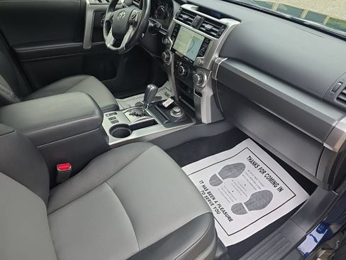 Certified 2023 Toyota 4Runner SR5 Premium w/ Moonroof Package AWD/4WD image 19