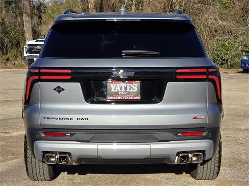 Used 2026 Chevrolet Traverse Z71 w/ Driver Confidence Package image 5