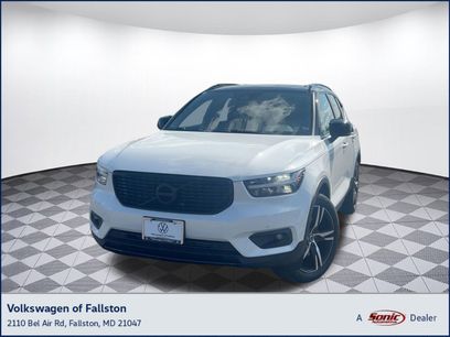 Used 2022 Volvo XC40 T5 R-Design