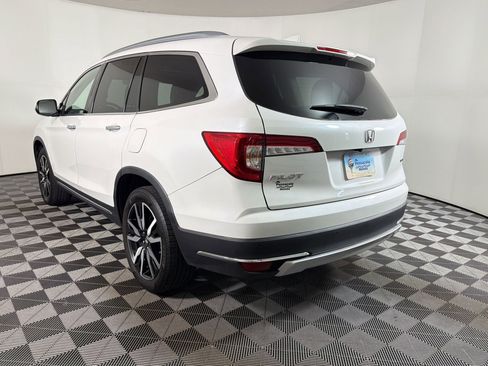 Used 2022 Honda Pilot Touring image 3