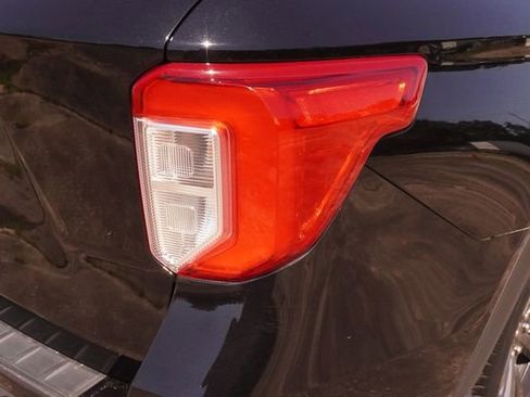 Used 2023 Ford Explorer XLT w/ Equipment Group 202A RWD image 38