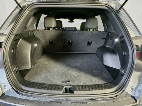 Used 2026 GMC Terrain Elevation FWD image 28