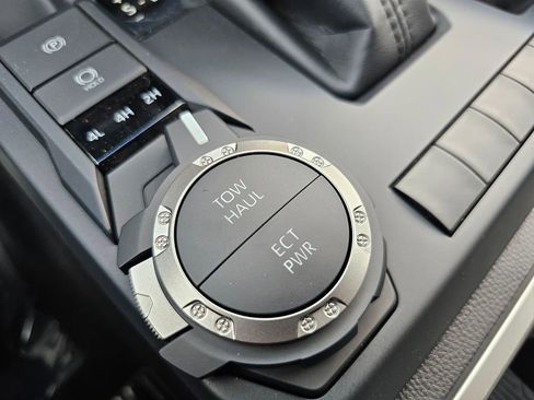 New 2026 Toyota Tacoma SR5 AWD/4WD image 33