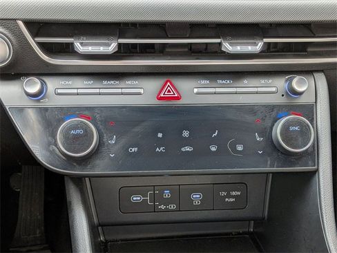 Used 2024 Hyundai Sonata SEL image 12