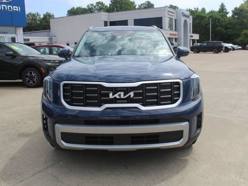 Used 2024 Kia Telluride S w/ S Sunroof Package FWD image 9