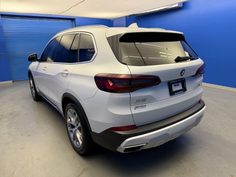 Used 2021 BMW X5 xDrive40i AWD/4WD image 5