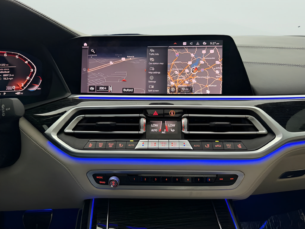 Used 2020 BMW X7 M50i w/ Dynamic Handling Package AWD/4WD image 14