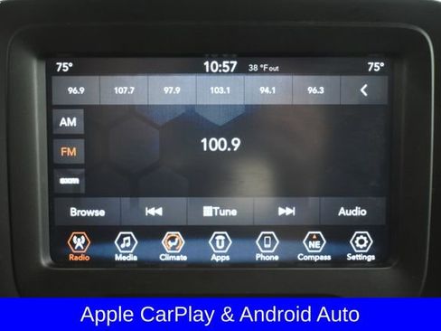 Used 2019 Jeep Renegade Altitude w/ Quick Order Package 2XM AWD/4WD image 4