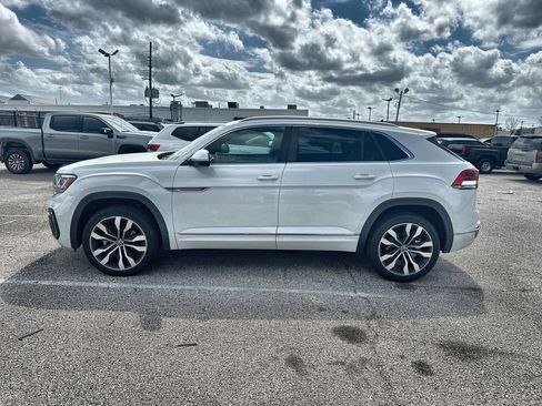 Used 2021 Volkswagen Atlas Cross Sport SEL R-Line image 2
