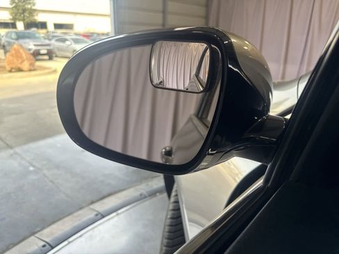 Used 2017 Kia Sorento LX image 17