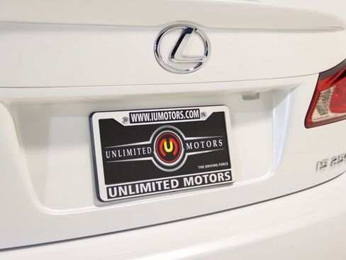 Used 2011 Lexus IS 250 image 4