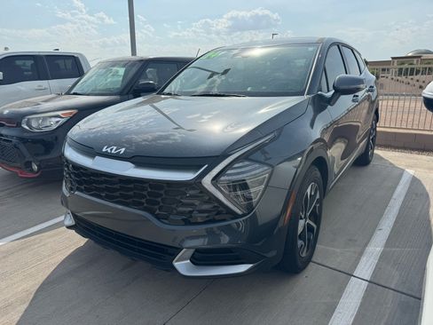 Certified 2024 Kia Sportage EX FWD image 2
