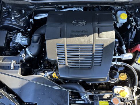 Used 2024 Subaru Forester Premium image 31