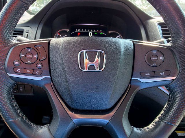 Used 2025 Honda Pilot Elite image 14