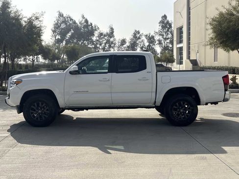 Used 2022 Toyota Tacoma SR5 image 6