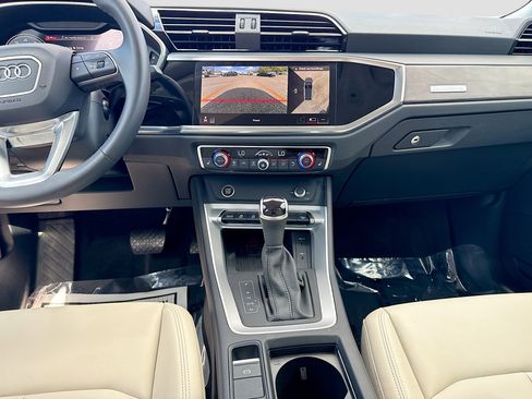 Used 2025 Audi Q3 2.0T Premium Plus w/ Premium Plus Package image 18